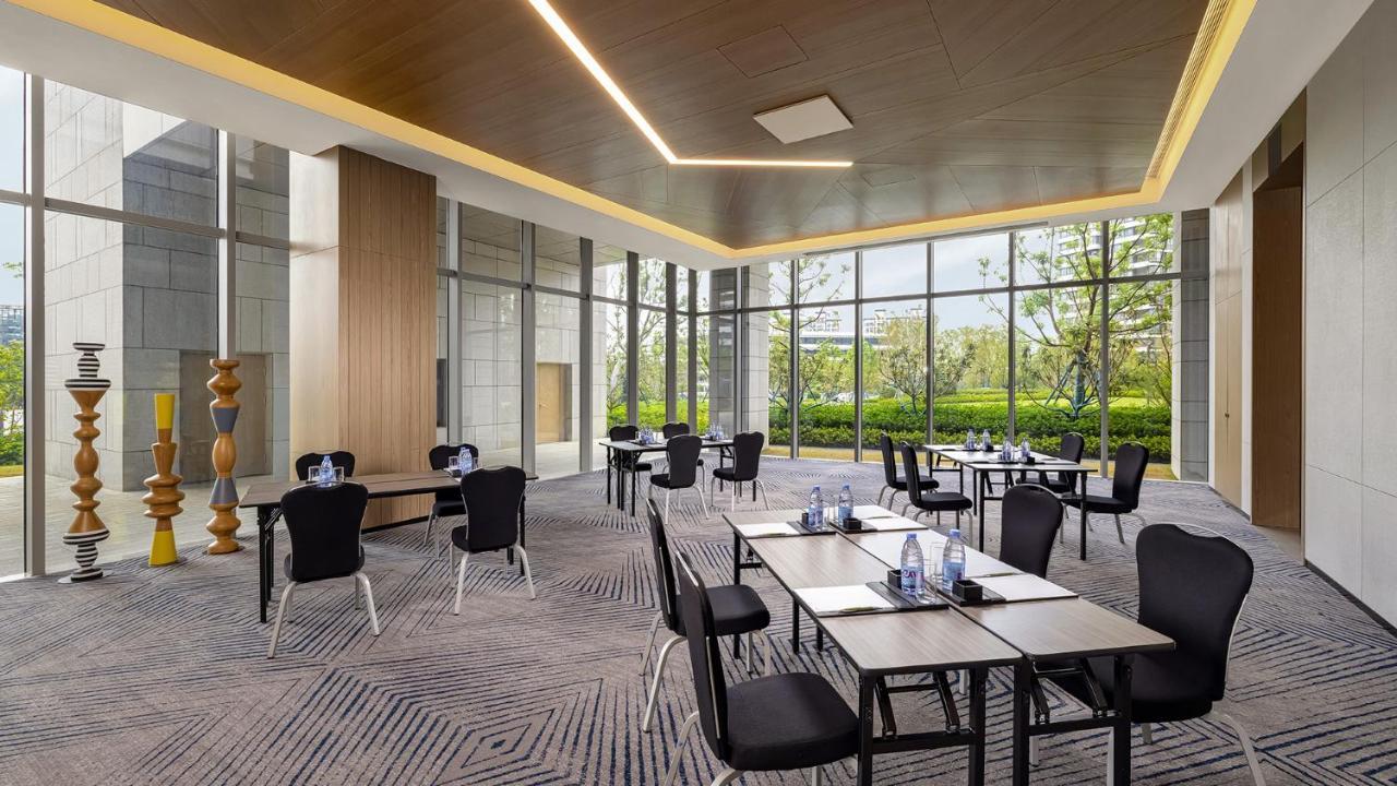 Renaissance Changzhou Wujin Hotel Экстерьер фото