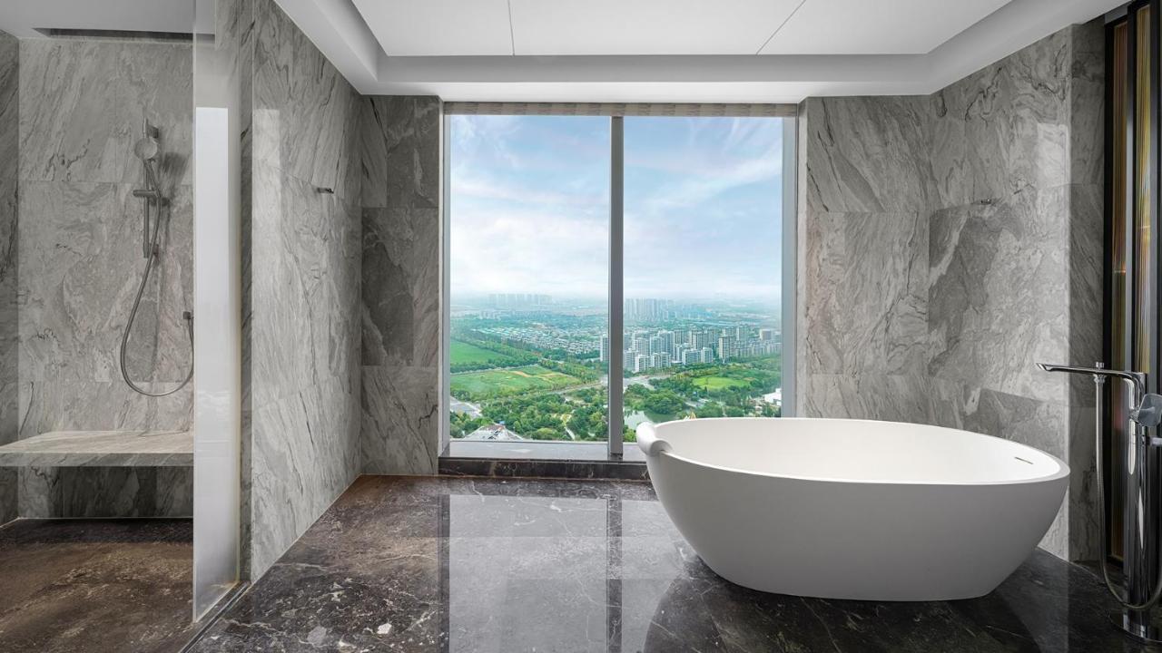 Renaissance Changzhou Wujin Hotel Экстерьер фото