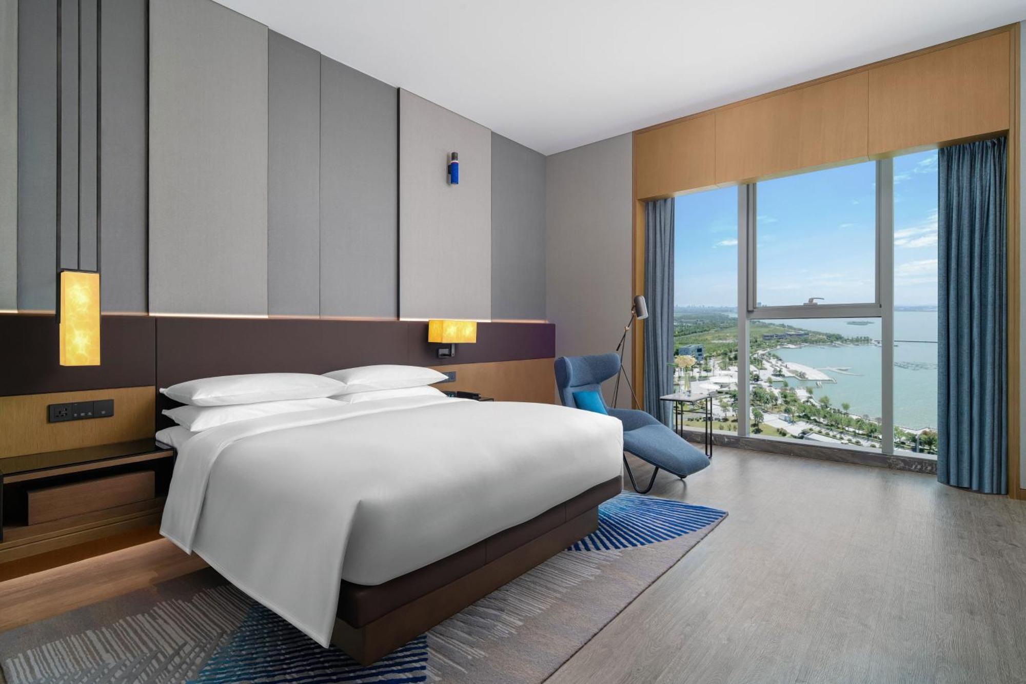 Renaissance Changzhou Wujin Hotel Экстерьер фото